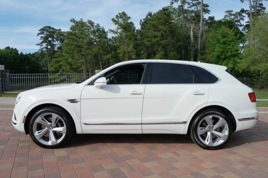 2019 Bentley Bentayga - Image 2 of 8