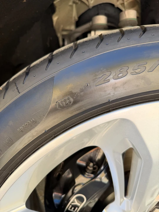 2019 Bentley Bentayga - Image 23 of 25