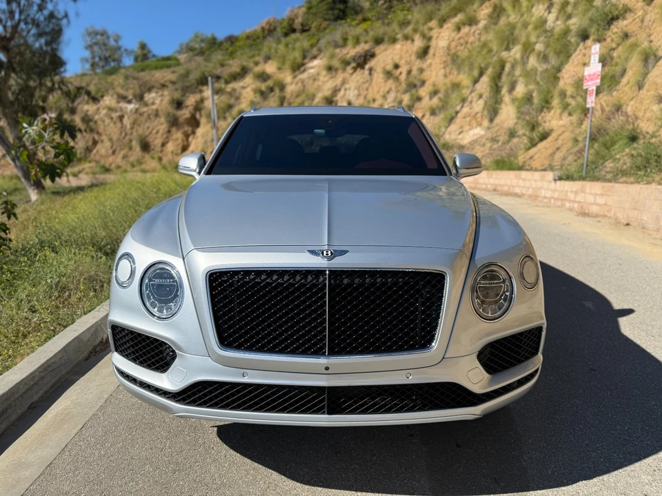 2019 Bentley Bentayga - Image 4 of 25