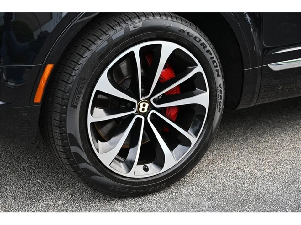 2019 Bentley Bentayga - Image 10 of 31