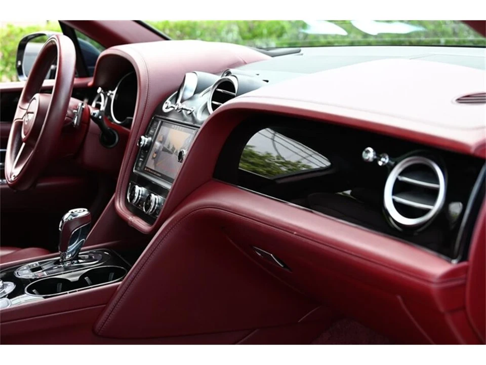 2019 Bentley Bentayga - Image 28 of 31