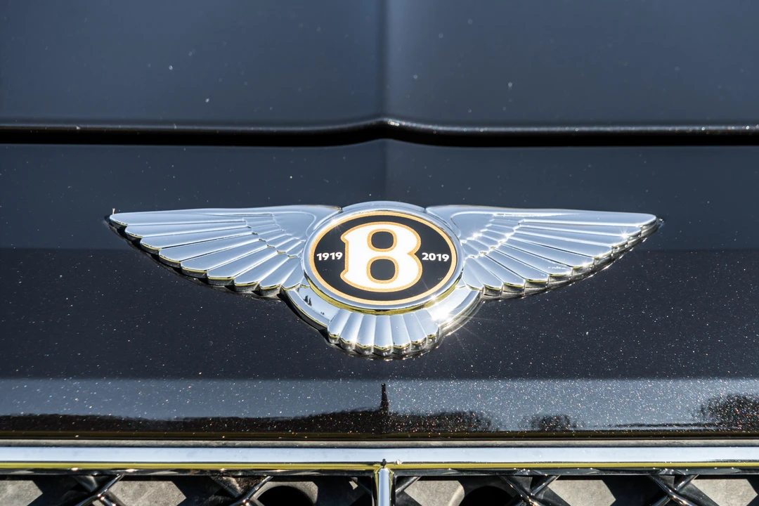 2019 Bentley Bentayga - Image 15 of 31