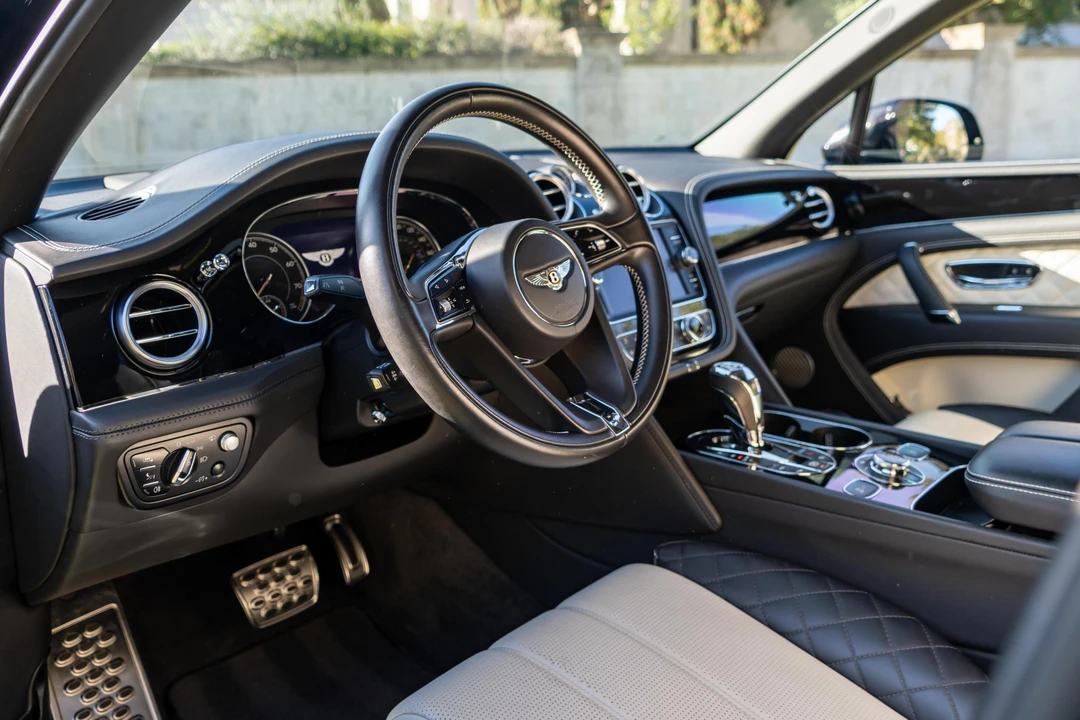 2019 Bentley Bentayga - Image 31 of 31