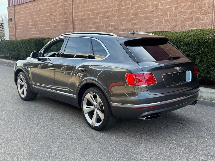 2019 Bentley Bentayga - Image 3 of 9
