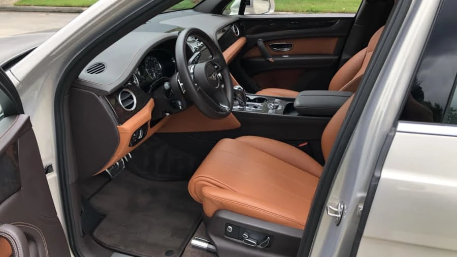 2019 Bentley Bentayga - Image 3 of 10