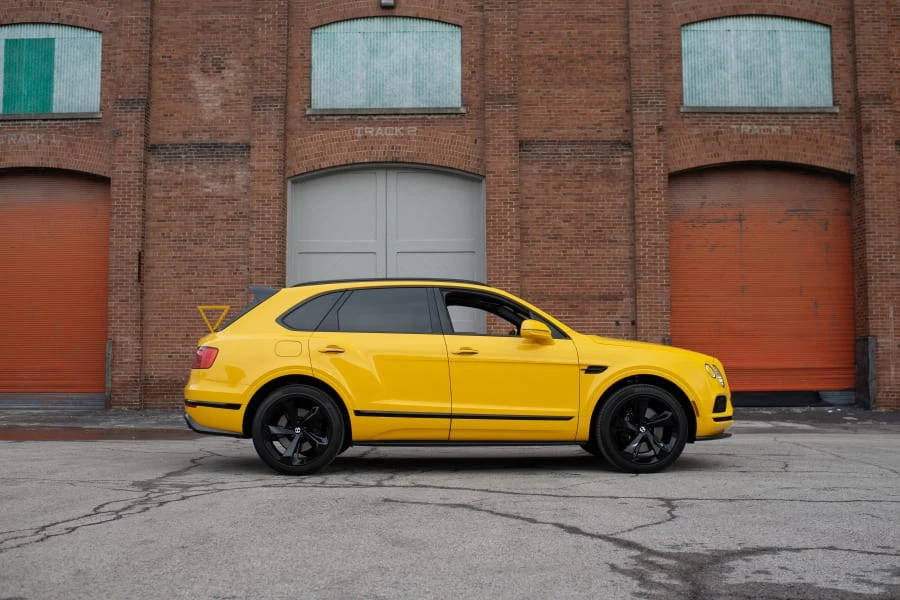 2019 Bentley Bentayga - Image 2 of 28