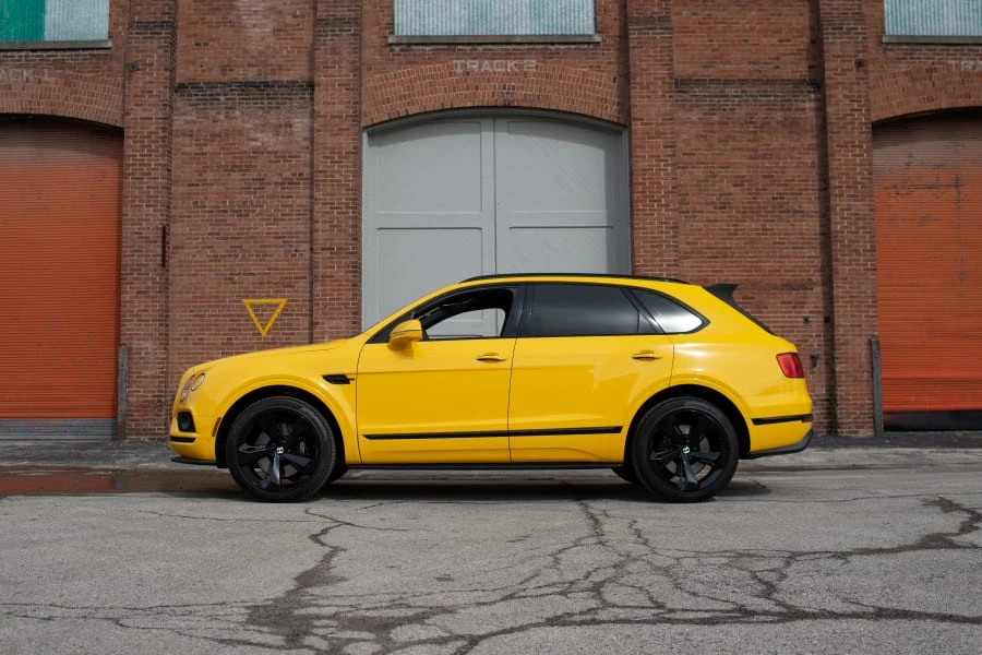 2019 Bentley Bentayga - Image 10 of 28