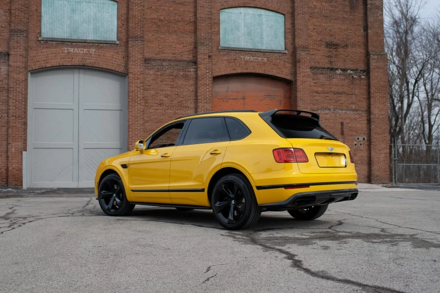 2019 Bentley Bentayga - Image 9 of 28