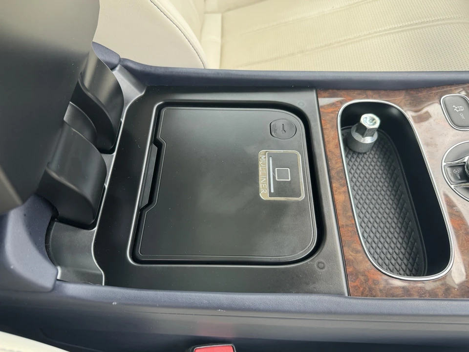 2019 Bentley Bentayga - Image 8 of 10