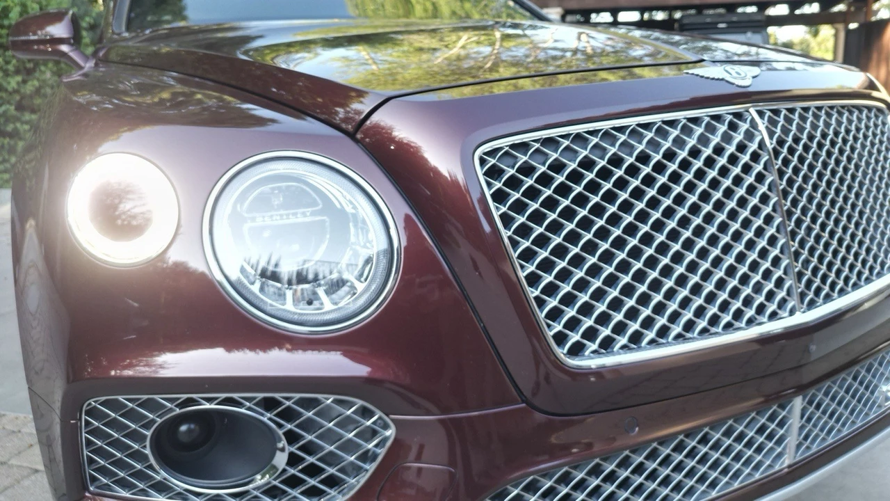 2019 Bentley Bentayga - Image 5 of 18