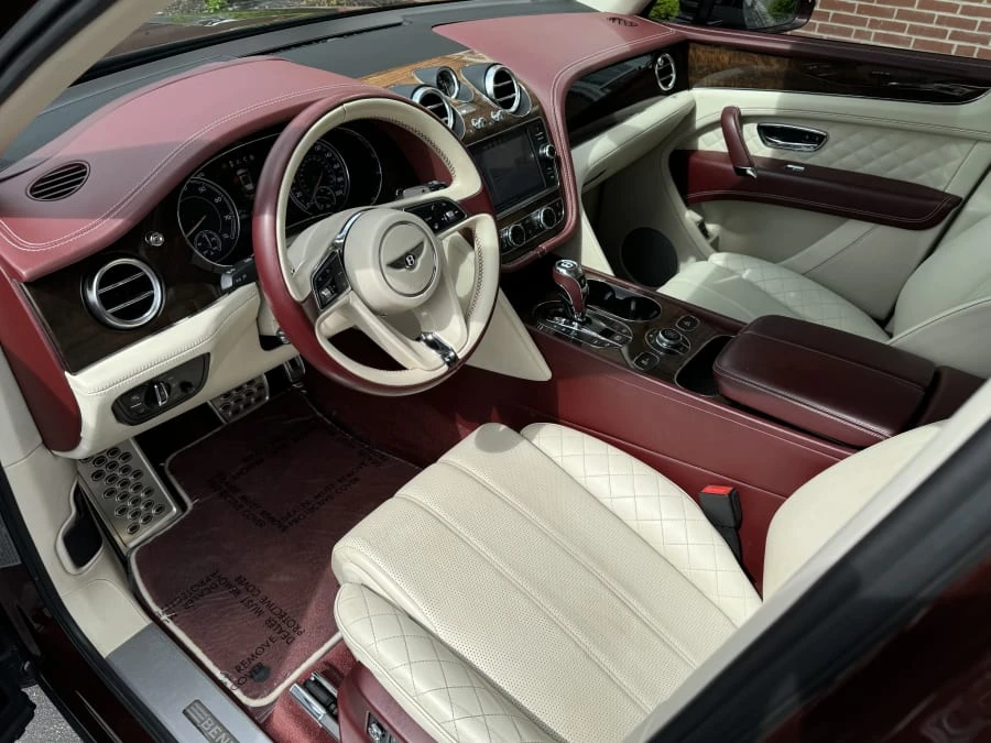 2019 Bentley Bentayga - Image 6 of 17