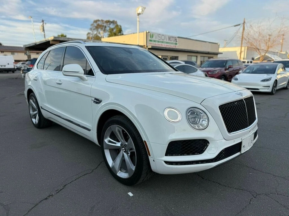 2019 Bentley Bentayga - Image 3 of 21