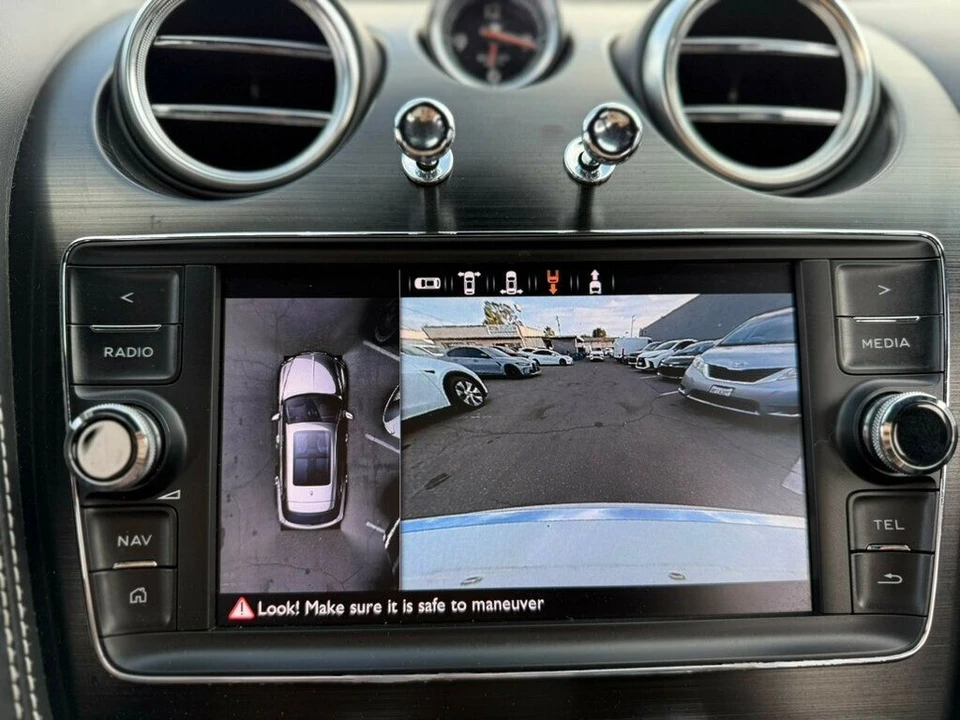 2019 Bentley Bentayga - Image 16 of 21