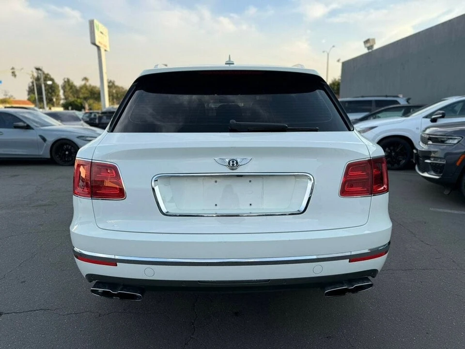 2019 Bentley Bentayga - Image 5 of 21