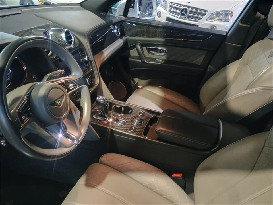 2019 Bentley Bentayga - Image 25 of 31