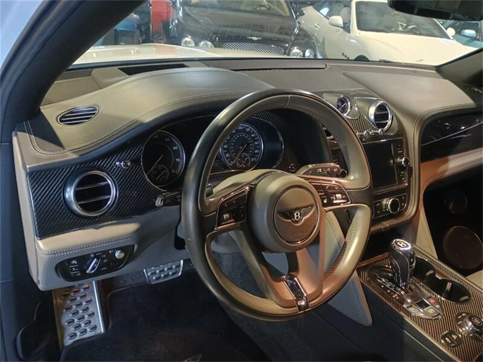 2019 Bentley Bentayga - Image 17 of 31