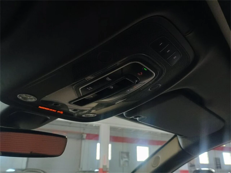 2019 Bentley Bentayga - Image 22 of 31