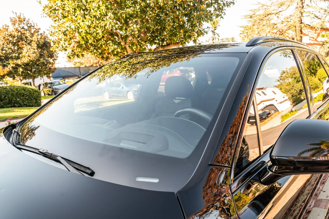 2019 Bentley Bentayga - Image 17 of 31