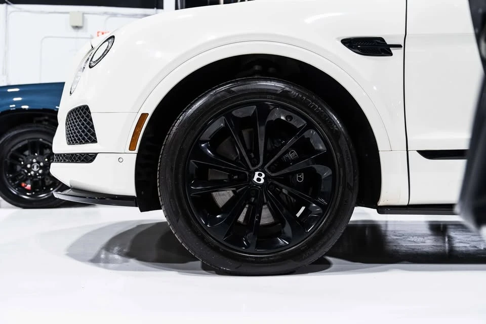 2019 Bentley Bentayga - Image 7 of 20