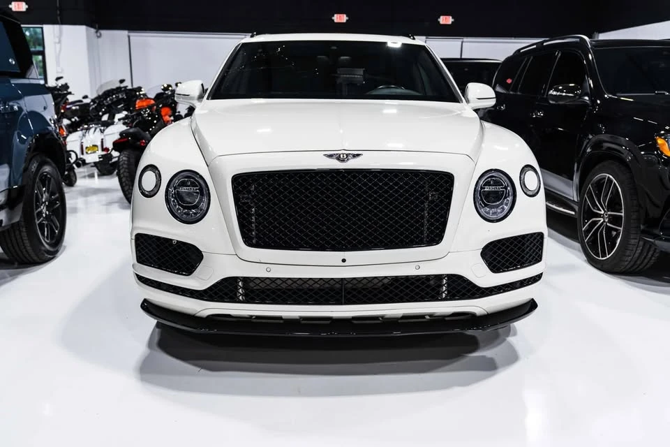 2019 Bentley Bentayga - Image 2 of 20