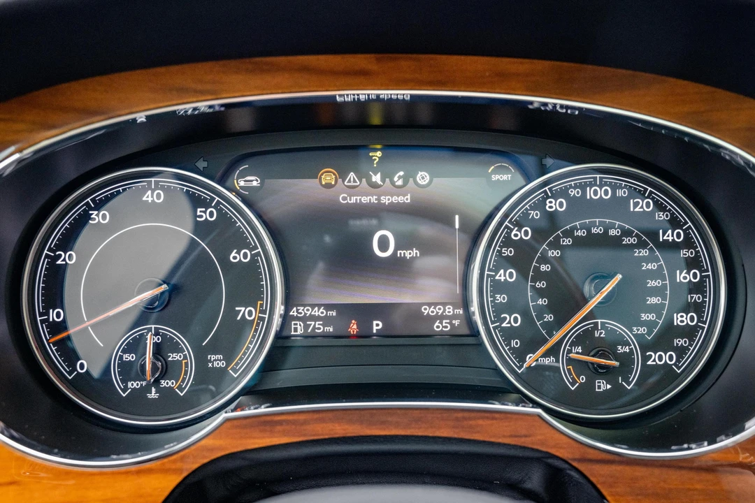 2019 Bentley Bentayga - Image 31 of 31