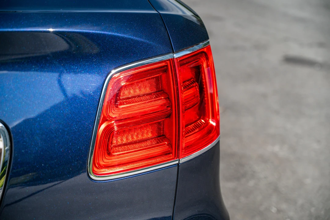 2019 Bentley Bentayga - Image 18 of 31