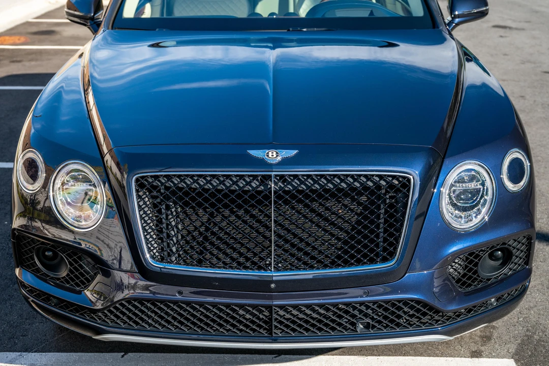 2019 Bentley Bentayga - Image 9 of 31