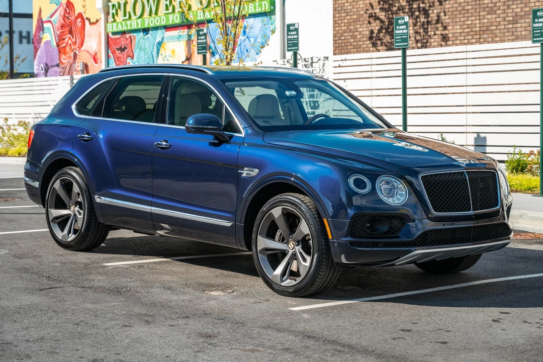 2019 Bentley Bentayga - Image 8 of 31