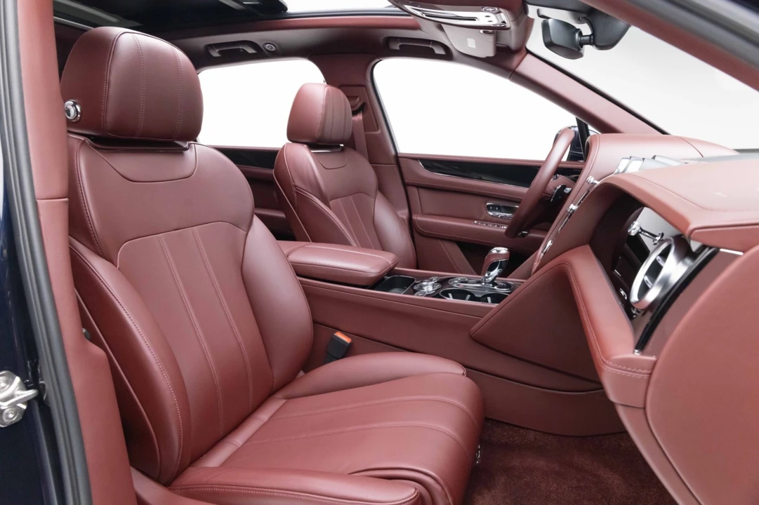 2019 Bentley Bentayga - Image 4 of 31