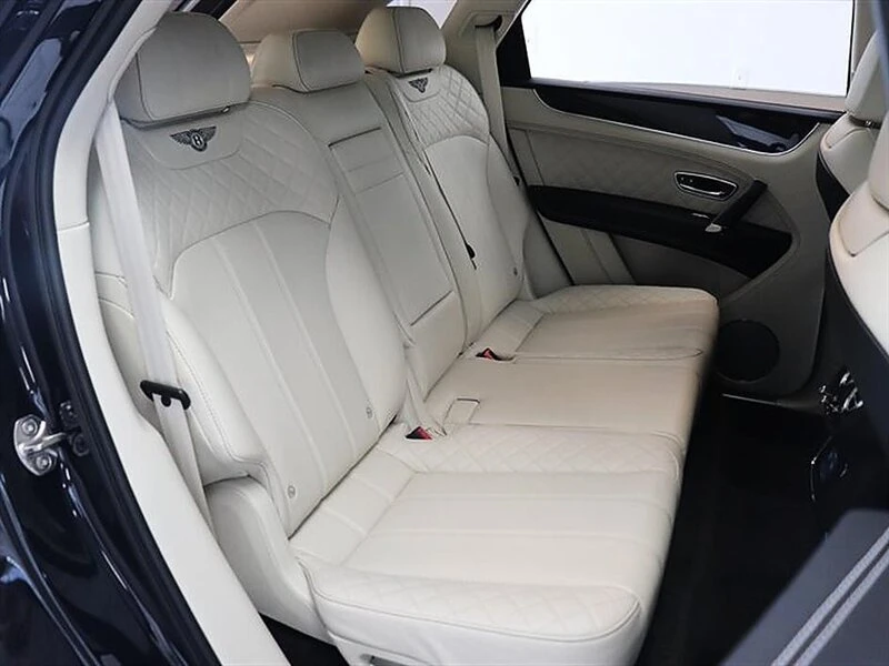 2019 Bentley Bentayga - Image 14 of 20
