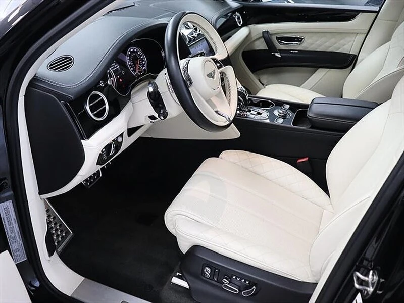 2019 Bentley Bentayga - Image 9 of 20