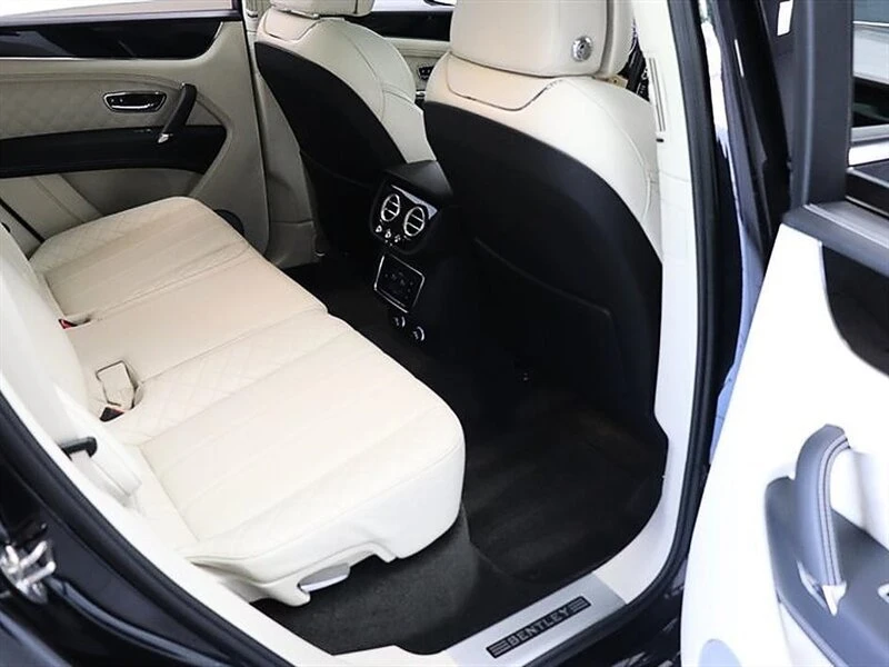 2019 Bentley Bentayga - Image 13 of 20