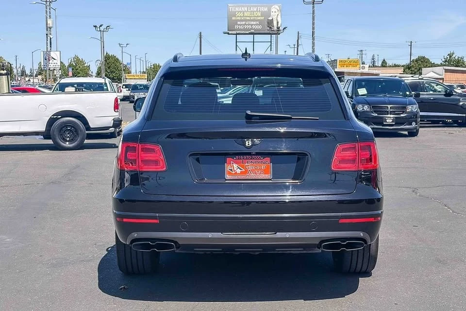 2019 Bentley Bentayga - Image 3 of 10