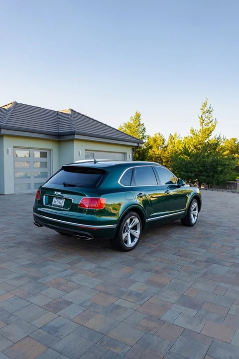 2019 Bentley Bentayga - Image 5 of 20