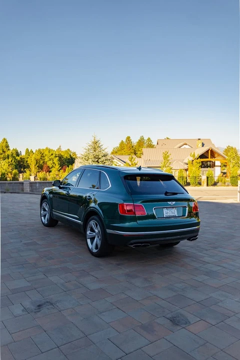 2019 Bentley Bentayga - Image 7 of 20