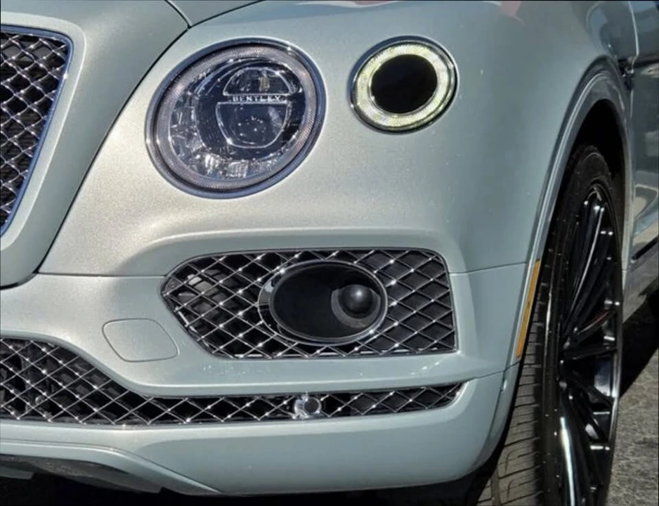 2019 Bentley Bentayga - Image 11 of 20