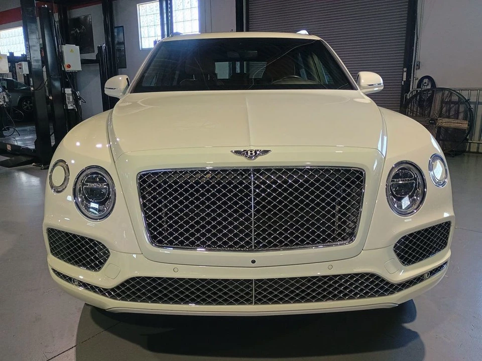 2019 Bentley Bentayga - Image 8 of 12