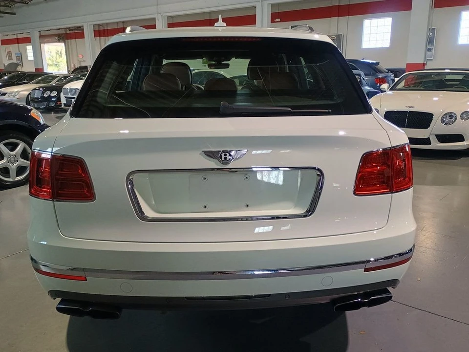 2019 Bentley Bentayga - Image 4 of 12