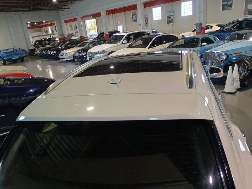 2019 Bentley Bentayga - Image 11 of 12