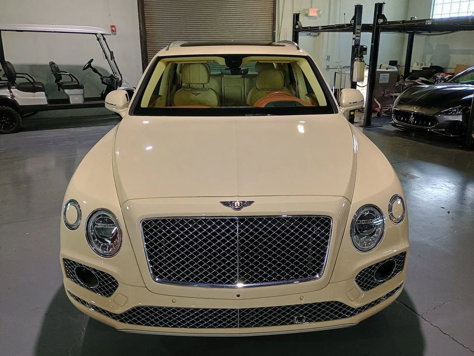 2019 Bentley Bentayga - Image 9 of 12