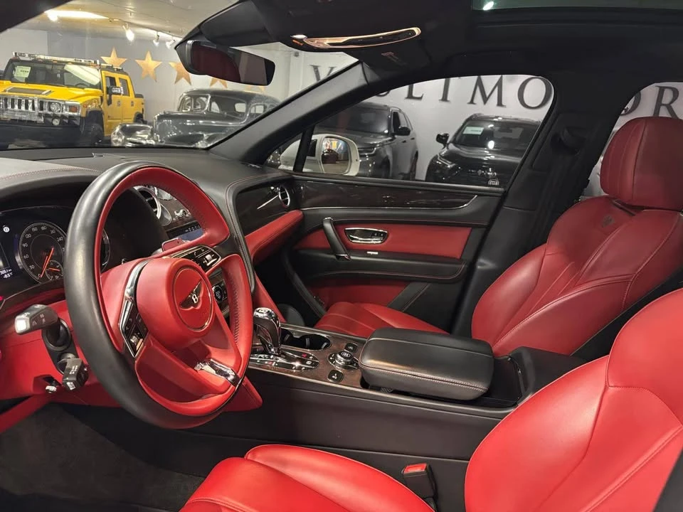 2019 Bentley Bentayga - Image 8 of 8