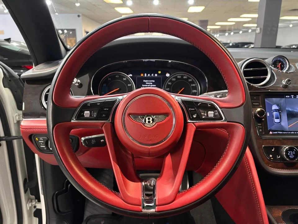 2019 Bentley Bentayga - Image 6 of 8