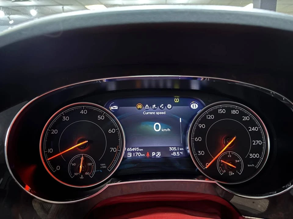2019 Bentley Bentayga - Image 5 of 8