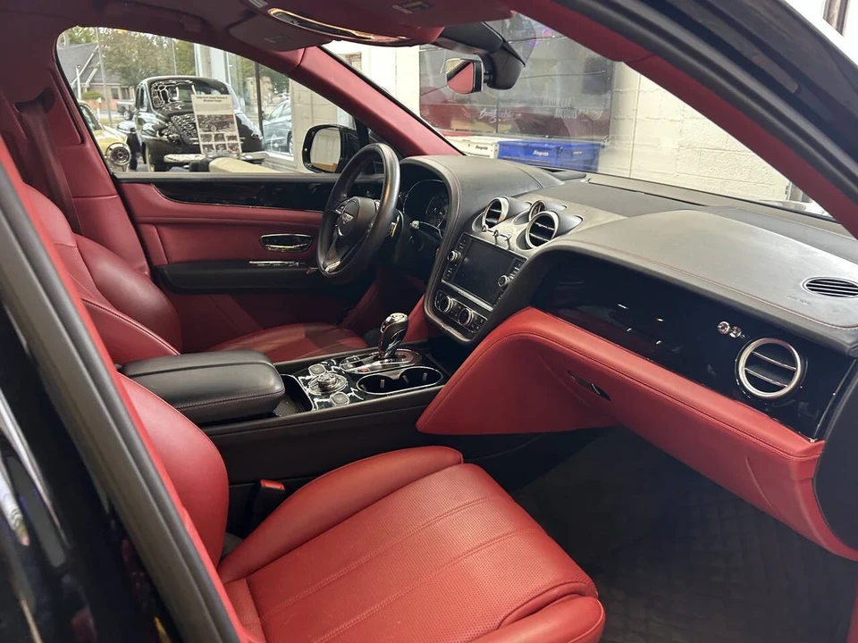 2019 Bentley Bentayga - Image 5 of 12