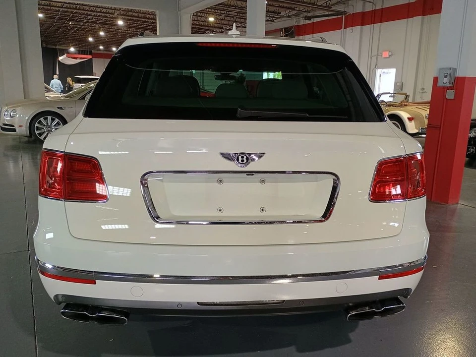 2019 Bentley Bentayga - Image 5 of 12