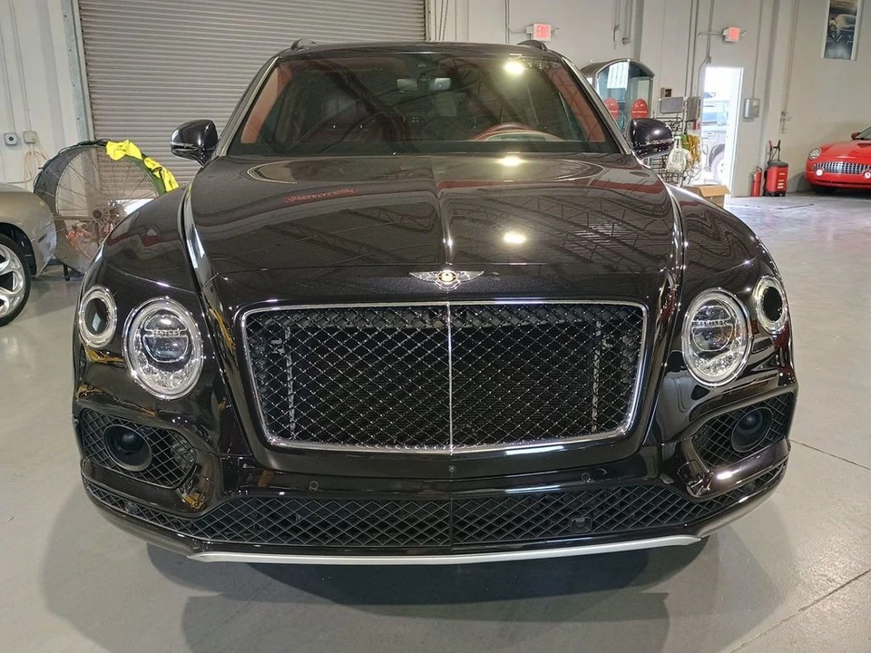 2019 Bentley Bentayga - Image 8 of 12