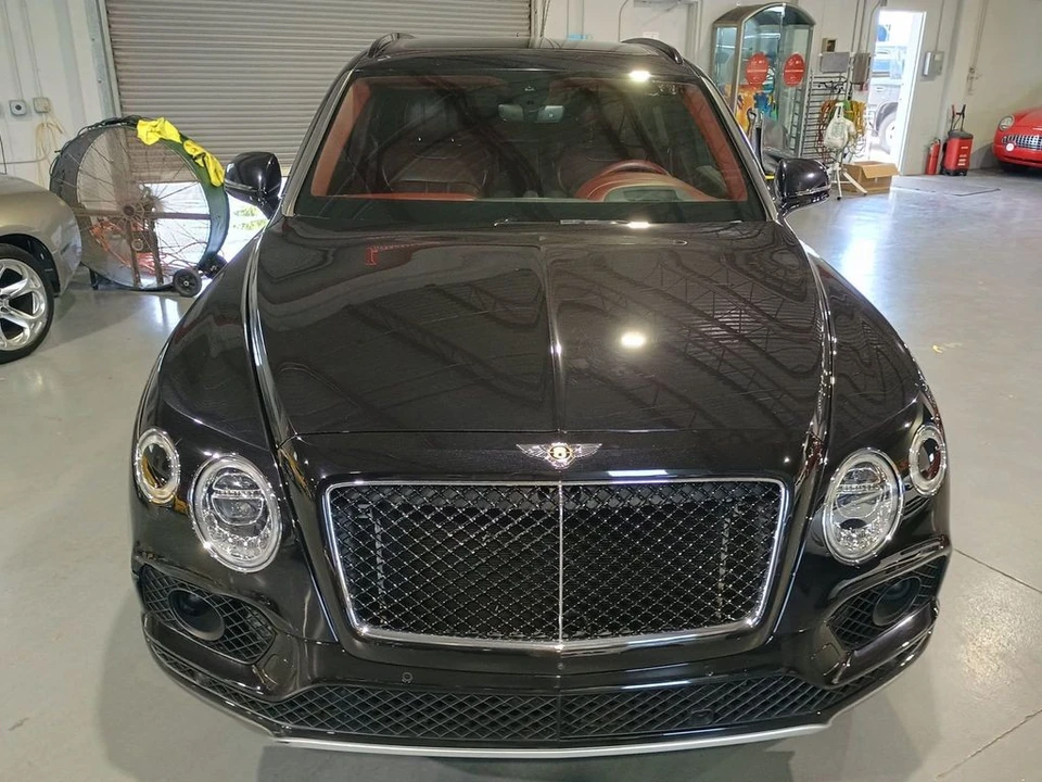 2019 Bentley Bentayga - Image 9 of 12