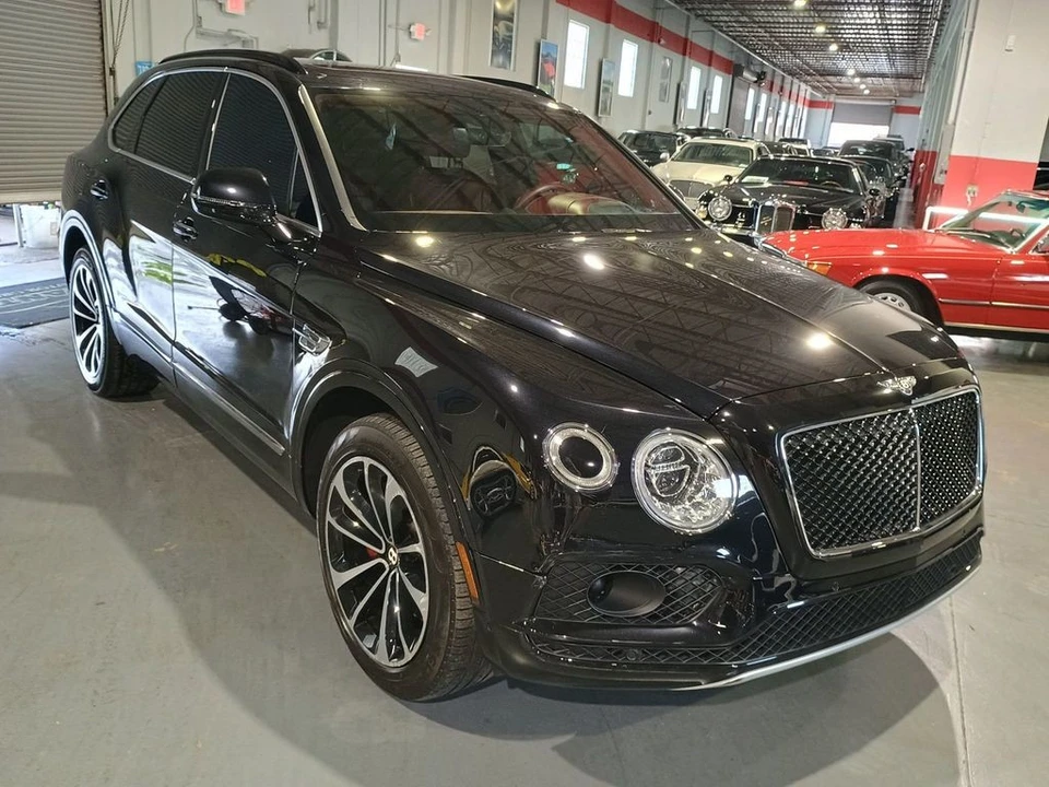 2019 Bentley Bentayga - Image 7 of 12