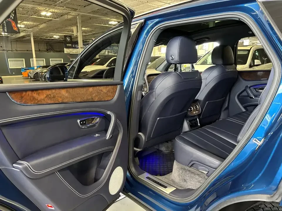 2019 Bentley Bentayga - Image 6 of 20