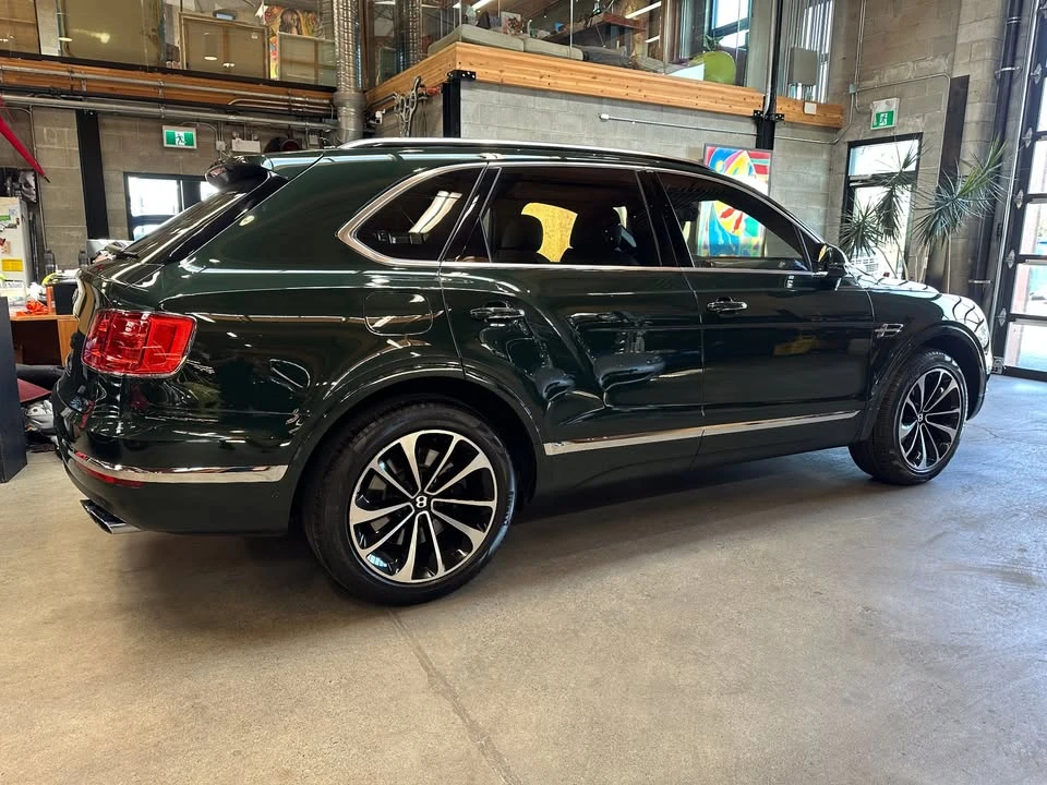 2019 Bentley Bentayga - Image 15 of 20